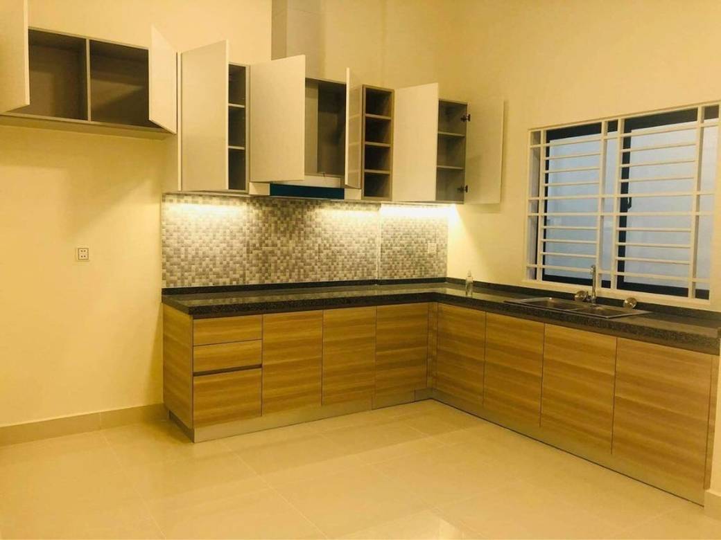 85 sqm Land Size Flat House For Sale