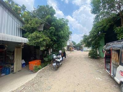 Sklad Na prodej in Kakab 2, Por Sen Chey, Phnom Penh