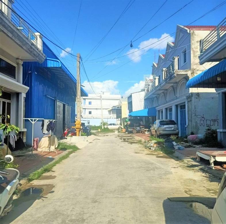 150 sqm Living Size Flat House For Sale in Dangkao