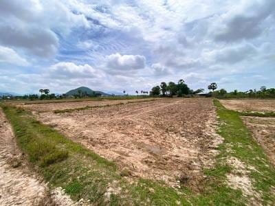 ที่ดิน สำหรับขาย ใน กัก, บาเซด, กำปงสปือ
