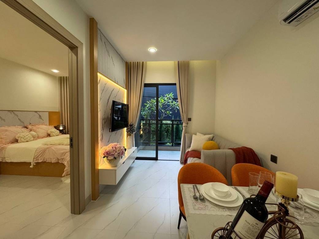 Kingston Royale 1-Bedroom