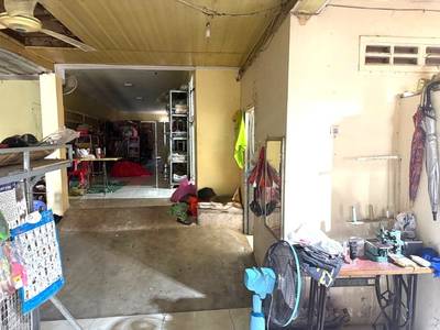 372 sqm Land Size Shophouse Na prodej