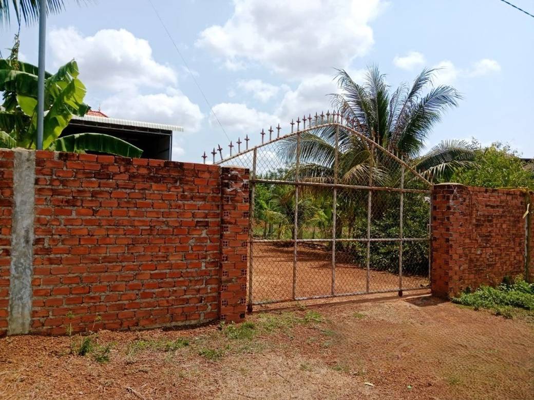 House and lot Na prodej in Kandaol Chrum, Ponhea Kraek, Tboung Khmum