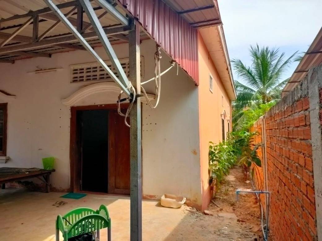 480 sqm Land Size House and lot For Sale