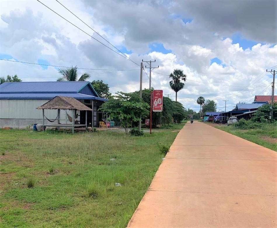 House and lot Na prodej in Lbaeuk, Chhuk, Kampot