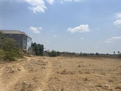 4,718 sqm Land Size Lot Na prodej