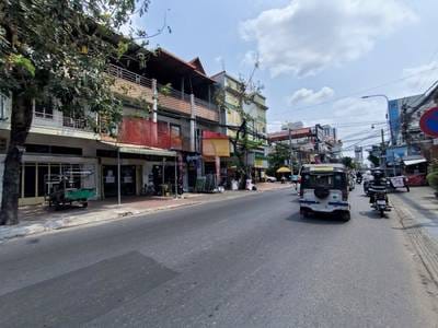88平方米土地面积的店屋出租