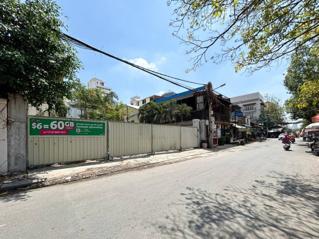 Lot Для Продажи in Chamkarmon $1,155,000