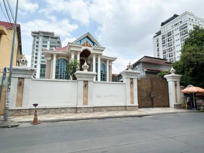 វីឡា តម្លៃ $4,800