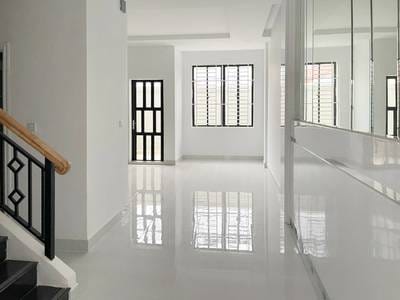 Nirouth别墅For Sale & Rent，位于Nirouth