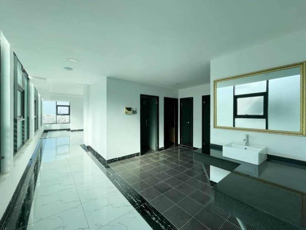 Residence L Boeung Tompun | Condo Meublé À vendre