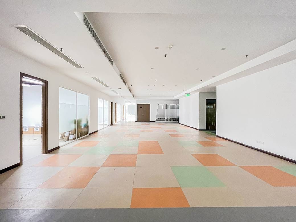 New Building Near Phnom Penh Airport | 1,274 sqm Living Size Kanceláře K pronájmu in Por Sen Chey