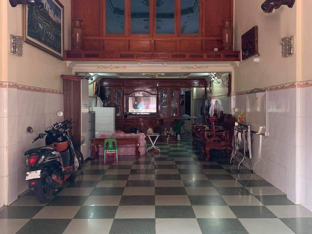 Shophouse For Sale in Phsar Thmei III, Daun Penh, Phnom Penh