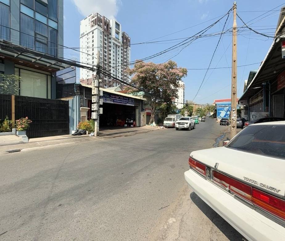 ឃ្លាំង សំរាប់ជួល នៅ បឹងកក់២, ទួលគោក, ភ្នំពេញ