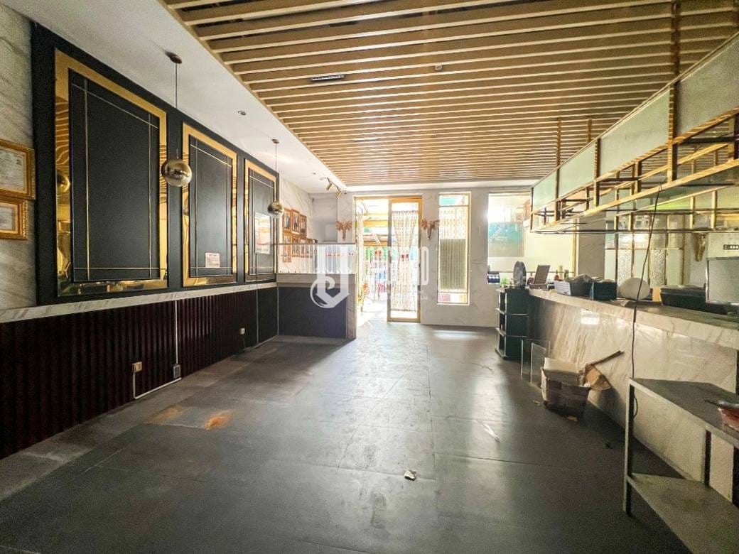 Restaurant For Rent in Boeng Reang, Daun Penh, Phnom Penh