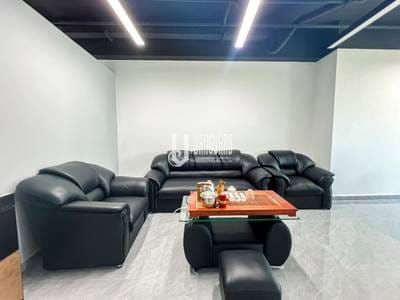 Biura Na wynajem o powierzchni mieszkalnej 43 m² w Chamkarmon