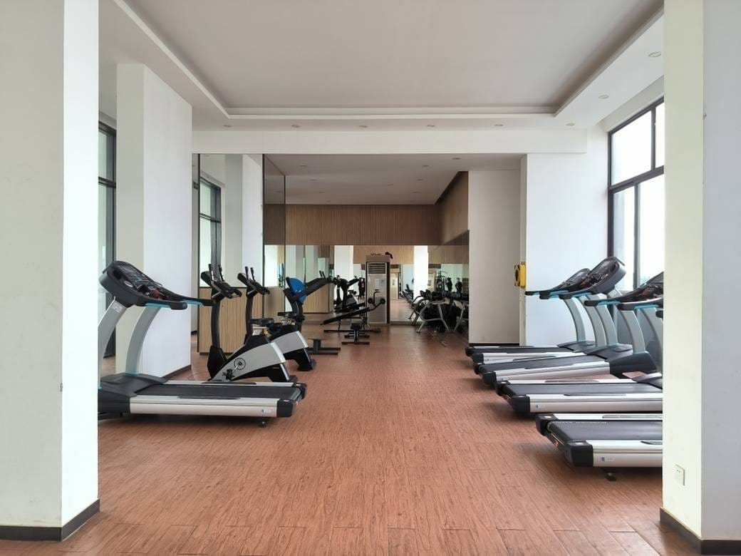 The Skyline | $400 Condo