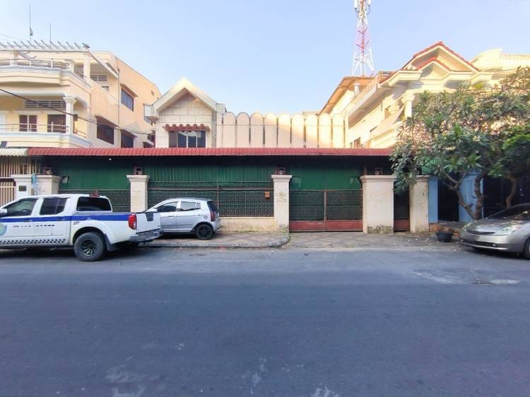 Toul Svay Prey 1, Boeng Keng Kang, Phnom Penh的别墅出租