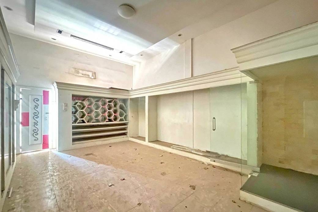 272.85平方米土地面积的CommercialShophouse出租，价格$1,800
