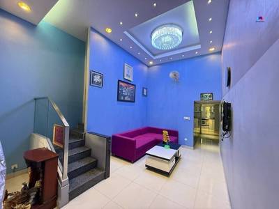 $600,000 Shophouse