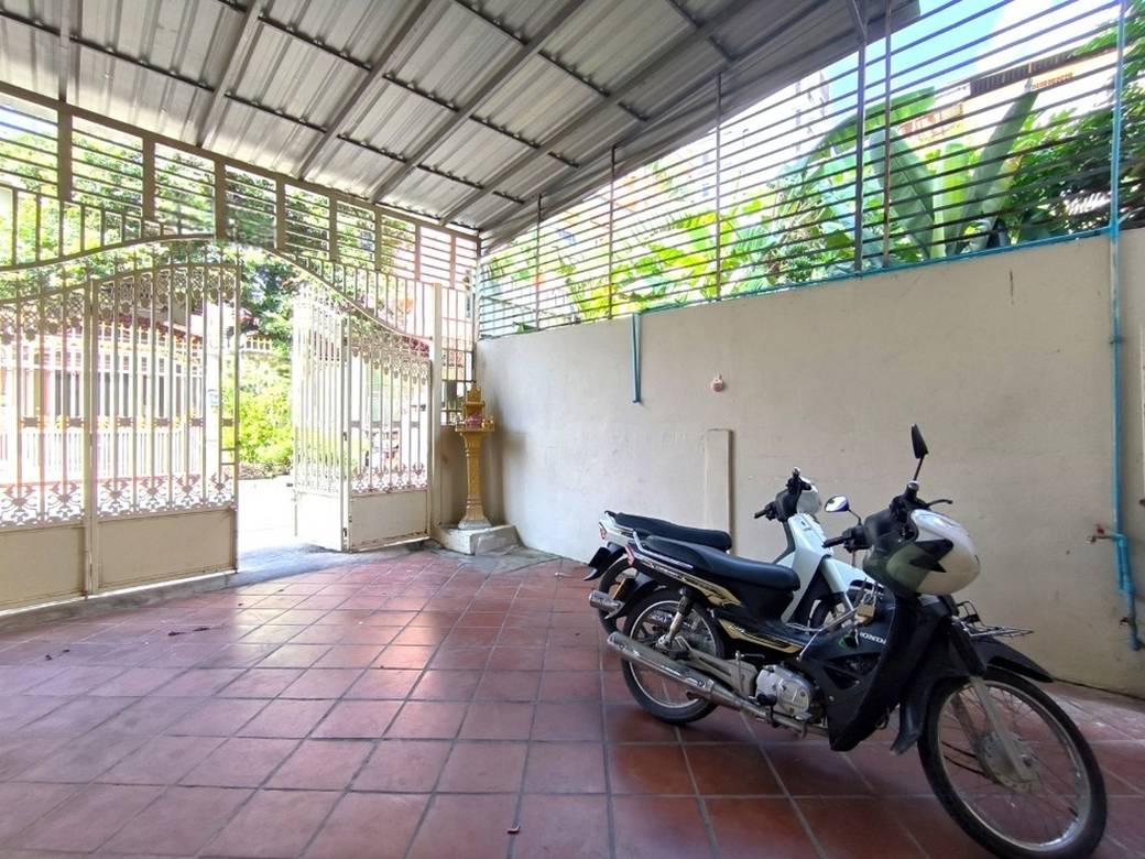 House and lot À louer à Boeng Keng Kang $550