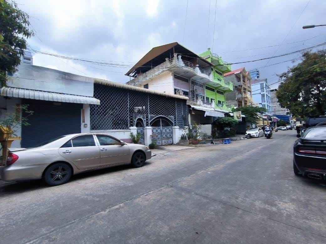 Tumnob TuekHouse and lot出售，位于Tumnob Tuek