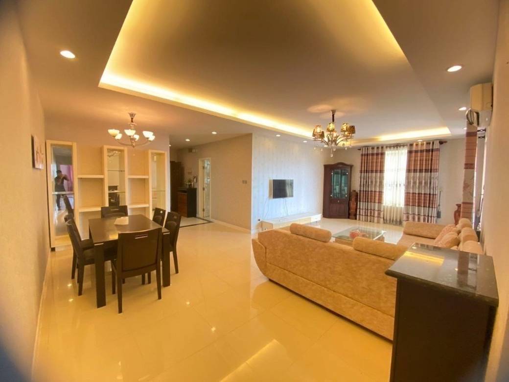 Zařízeno Condo Na prodej
