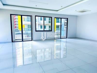 98 sqm Living Size Kanceláře K pronájmu in 7 Makara