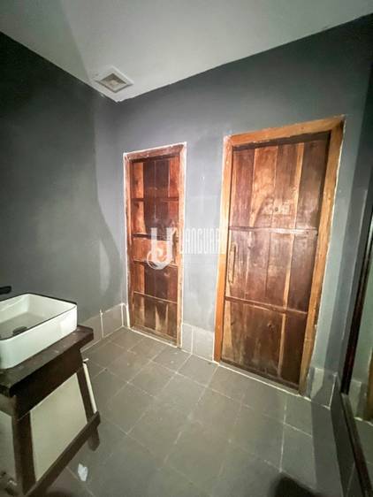 Shophouse For Rent in Daun Penh $2,200