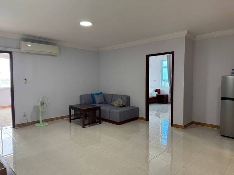 Condo À louer à Chroy Changvar, Phnom Penh