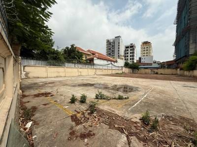 Lot Na wynajem w Daun Penh $20,000