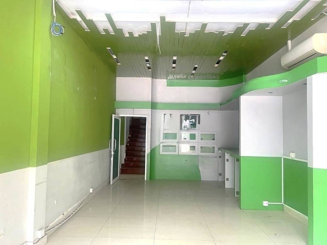 $3,500 Shophouse