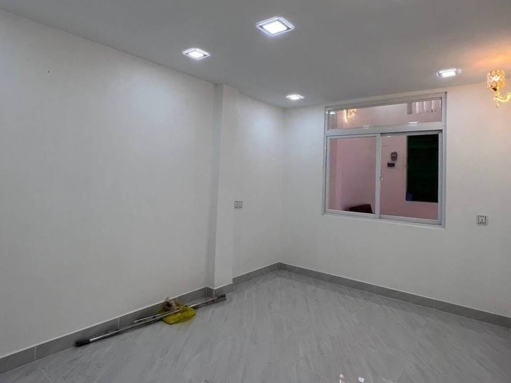 Flat House K pronájmu in Daun Penh $350