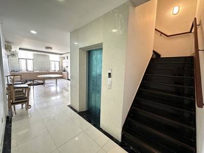 $1,800 Shophouse