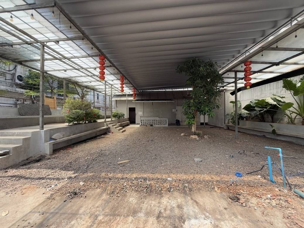 Lot For Rent in Tuek L'ak 1, Toul Kork, Phnom Penh
