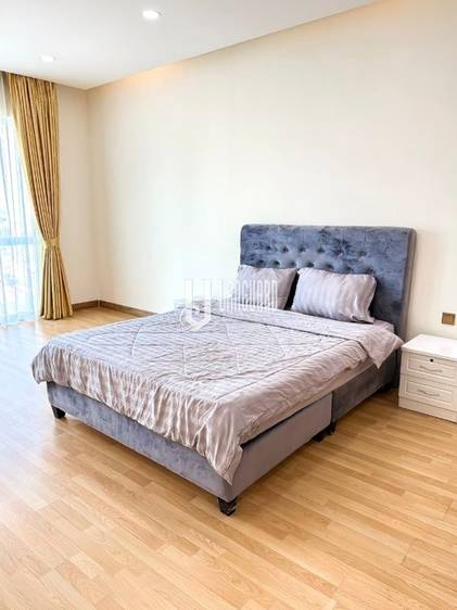 Penthouse À louer à Boeung Prolit, 7 Makara, Phnom Penh