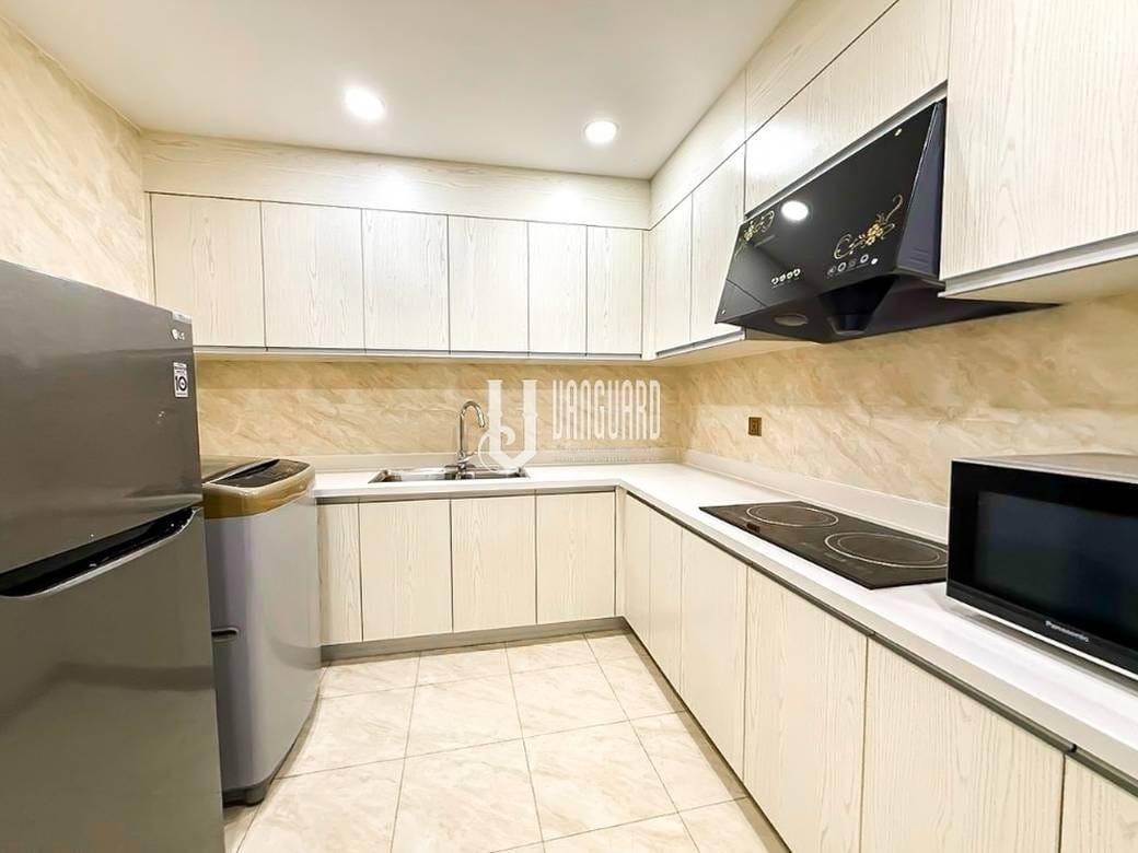 Penthouse À louer à 7 Makara $1,700