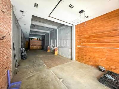 80平方米土地面积的CommercialShophouse出租