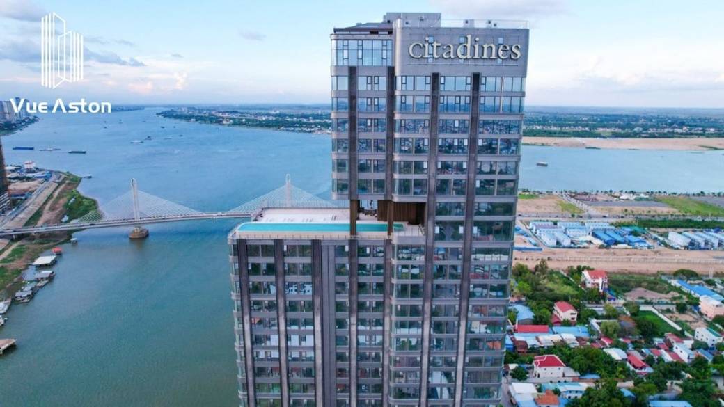 Vue Aston | $1,100 Condo