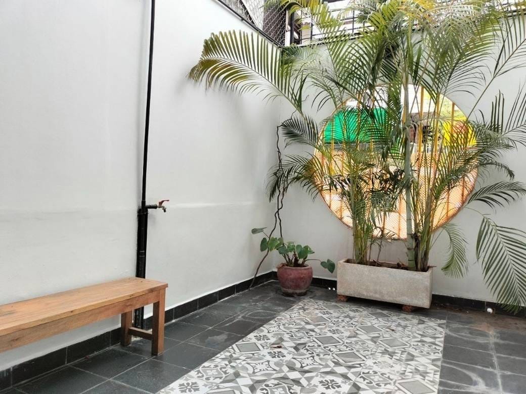 130 sqm Land Size Apartment For Rent