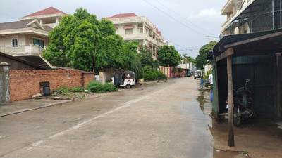 ផ្ទះ តម្លៃ $180,000