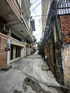 51.6平方米土地面积的House and lot出售