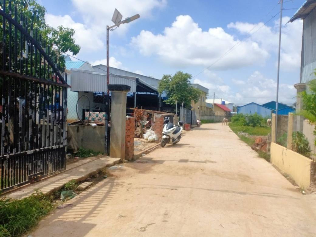 House and lot出售，位于Ampov Prey 县, Kandal Stueng 县, 干拉省