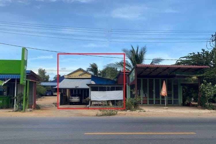 House For Sale in Prey Khmum, Tuek Chhou, Kampot