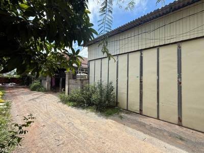 160 sqm Living Size Warehouse For Sale in Siem Reap