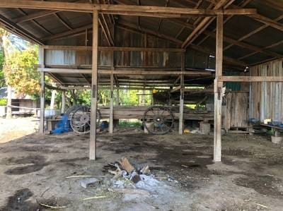 Kamrieng202平方米使用面积仓库出售