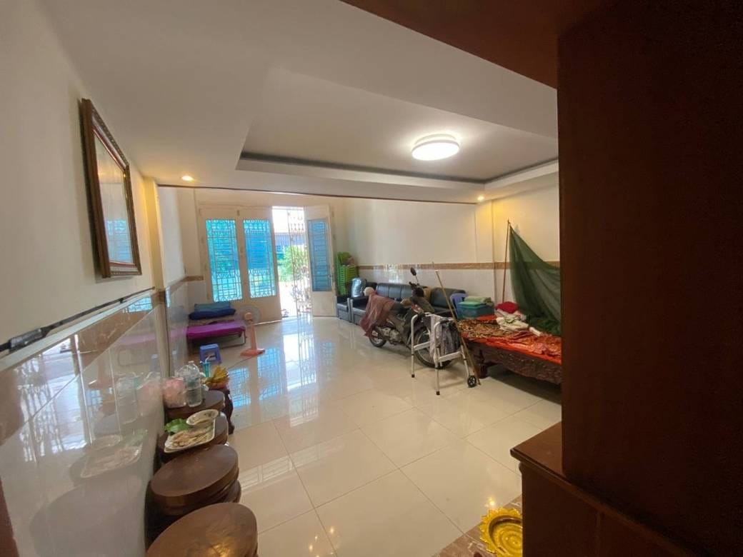 76 sqm Land Size Řadový dům Na prodej