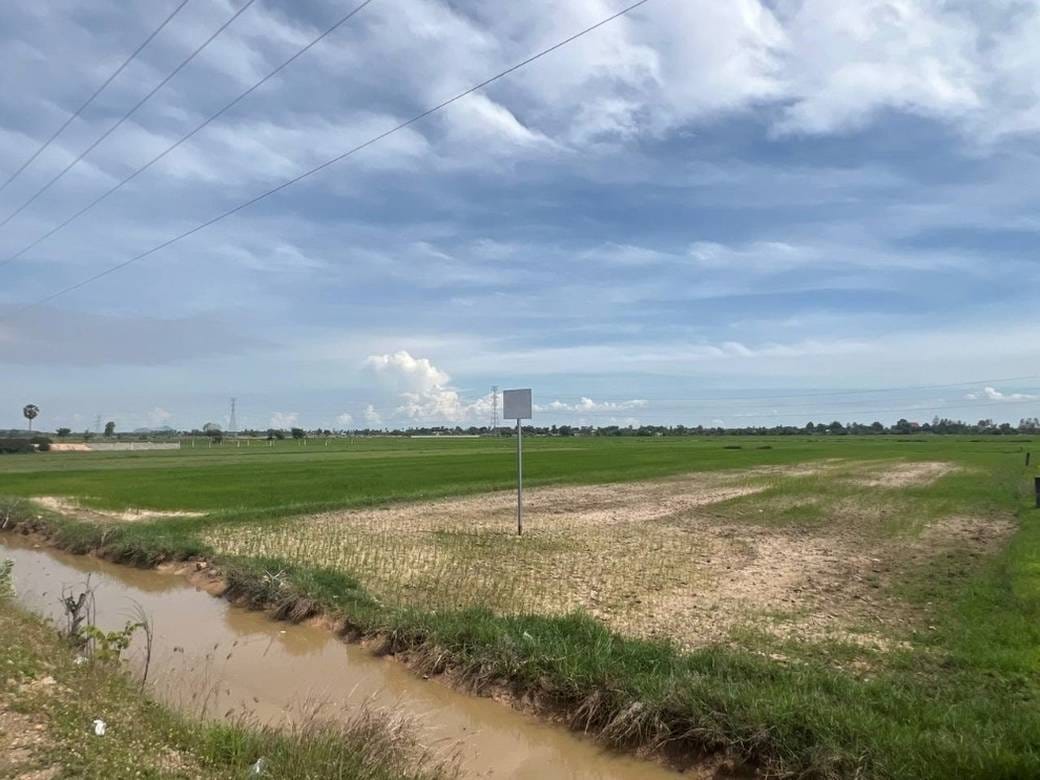 Relief À vendre de 1,891 m² de terrain
