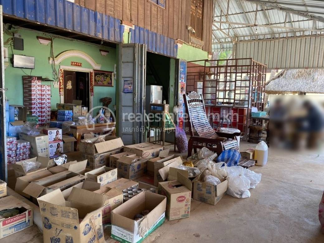 House and lot สำหรับขาย พื้นที่ใช้สอย 254 ตร.ม. ใน Chhuk