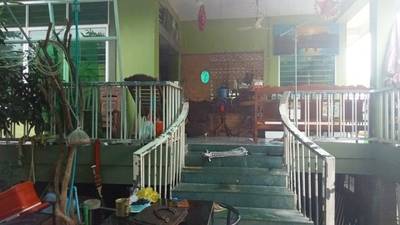 $200,000 Flat House
